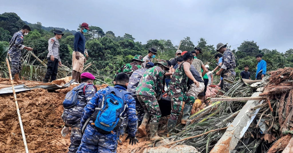 Korban Longsor Di Natuna Orang Tewas Dan Belum Ditemukan