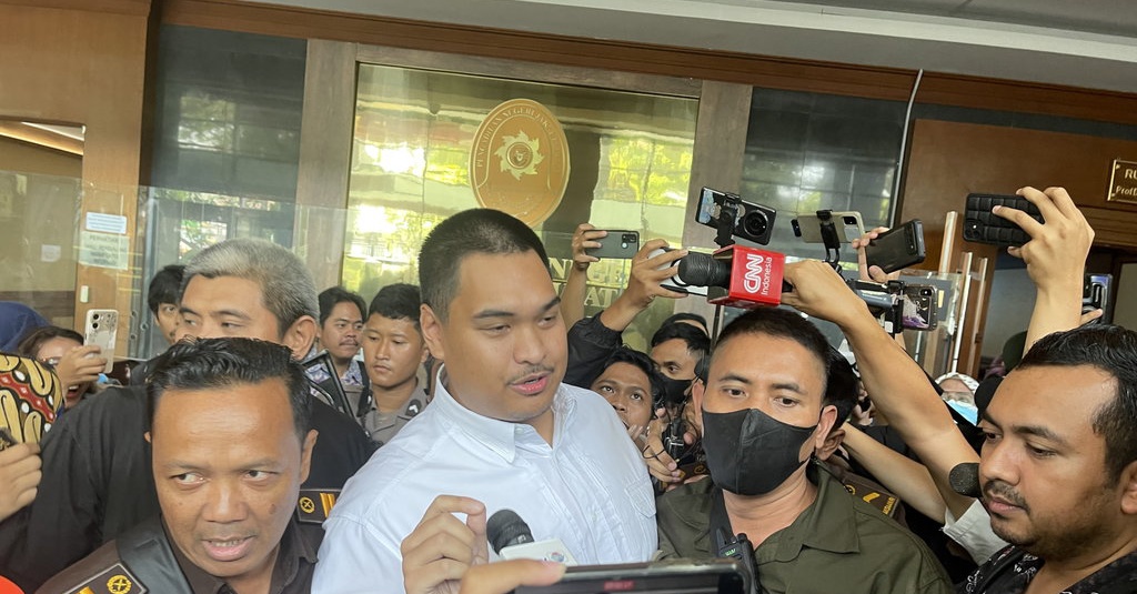 Menpora Dito Bantah Terima Rp Miliar Terkait Kasus Bts Kominfo