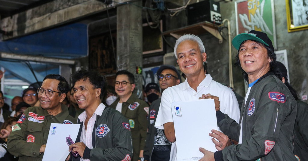 Hasto Klaim Ganjar Mahfud Didukung Penuh Rakyat Bukan Pengusaha