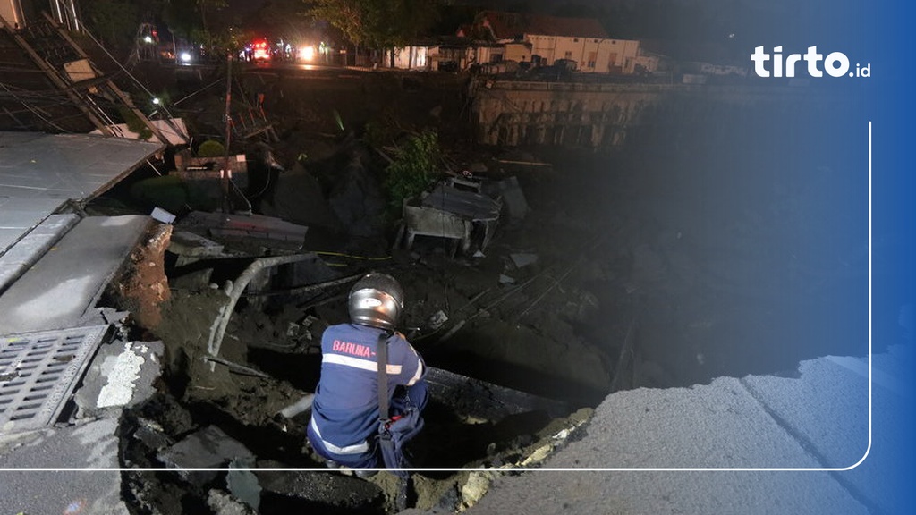 Jalan Gubeng Amblas Warga Saya Kira Gempa Bumi