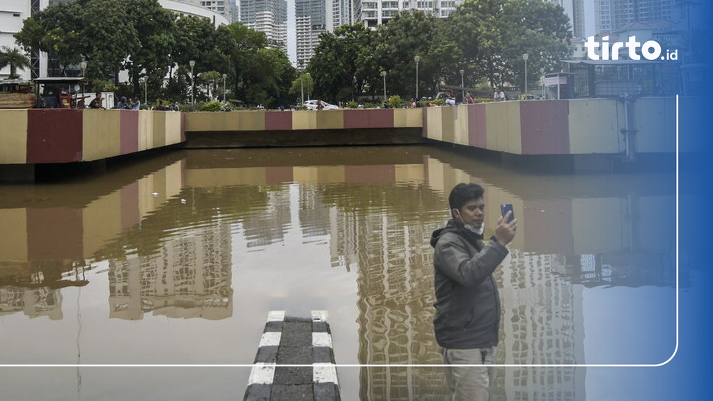 Underpass Kemayoran Tenggelam Banjir Diperkirakan Capai 7 Meter