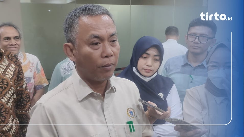 Prasetyo Edi Lantik Bastian Simanjuntak Jadi Anggota Dprd Dki