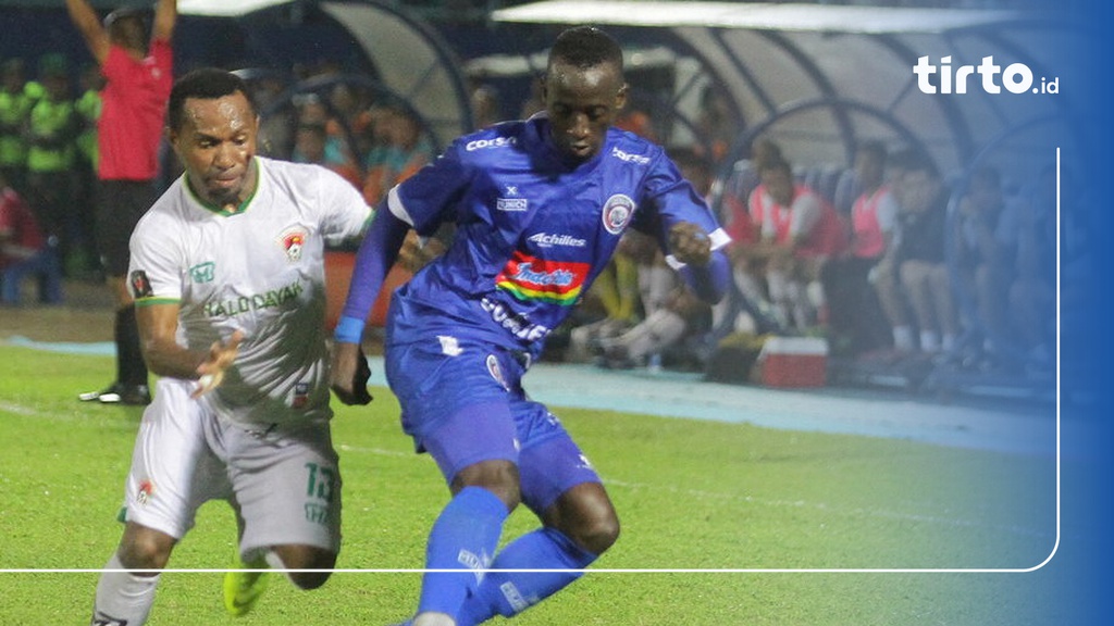 Hasil Arema Fc Vs Persipura Dua Gol Tercipta Di Babak Pertama