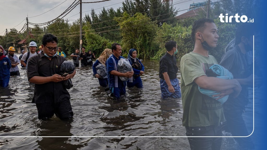 Pupr Banjir Rob Di Pesisir Semarang Bukan Masalah Tanggul Jebol