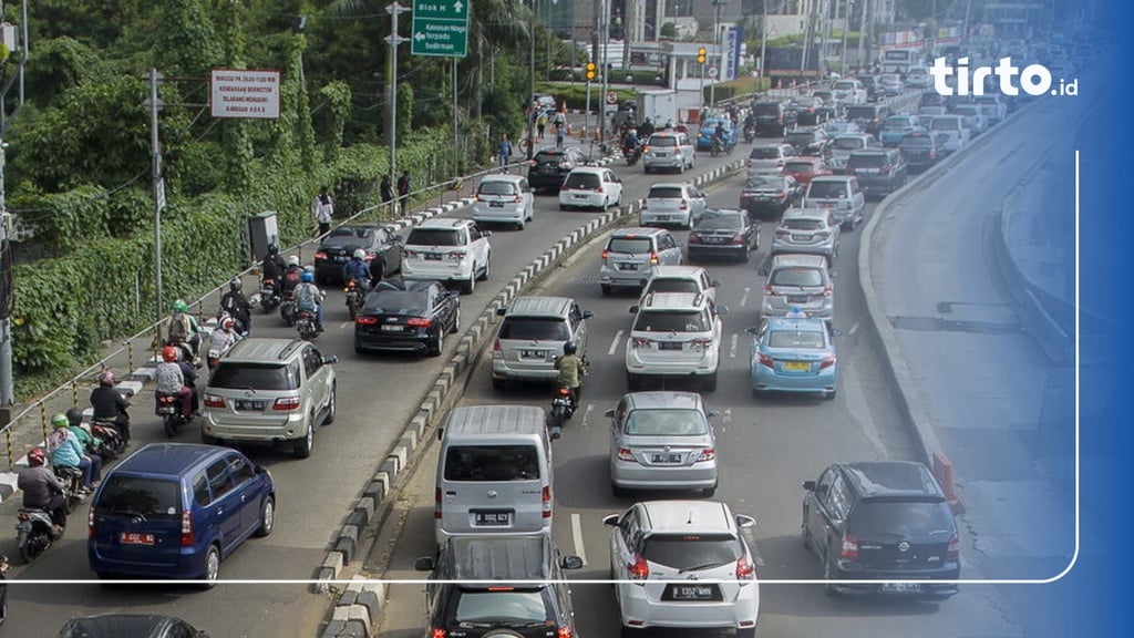 Pro Kontra Larangan Sepeda Motor Di Jalan Protokol