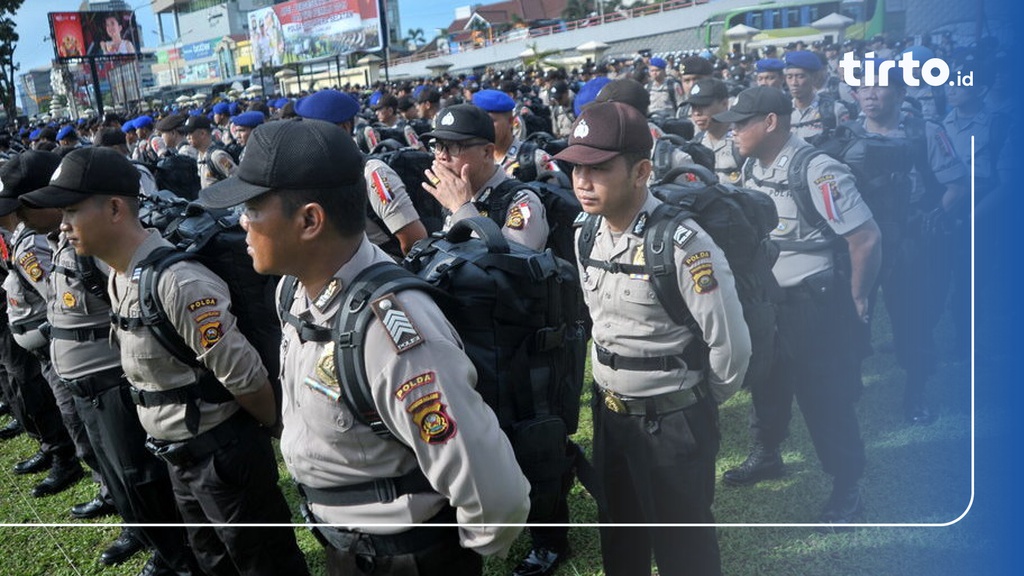 Ribu Aparat Dikerahkan Amankan Unjuk Rasa Di Bawaslu Kpu