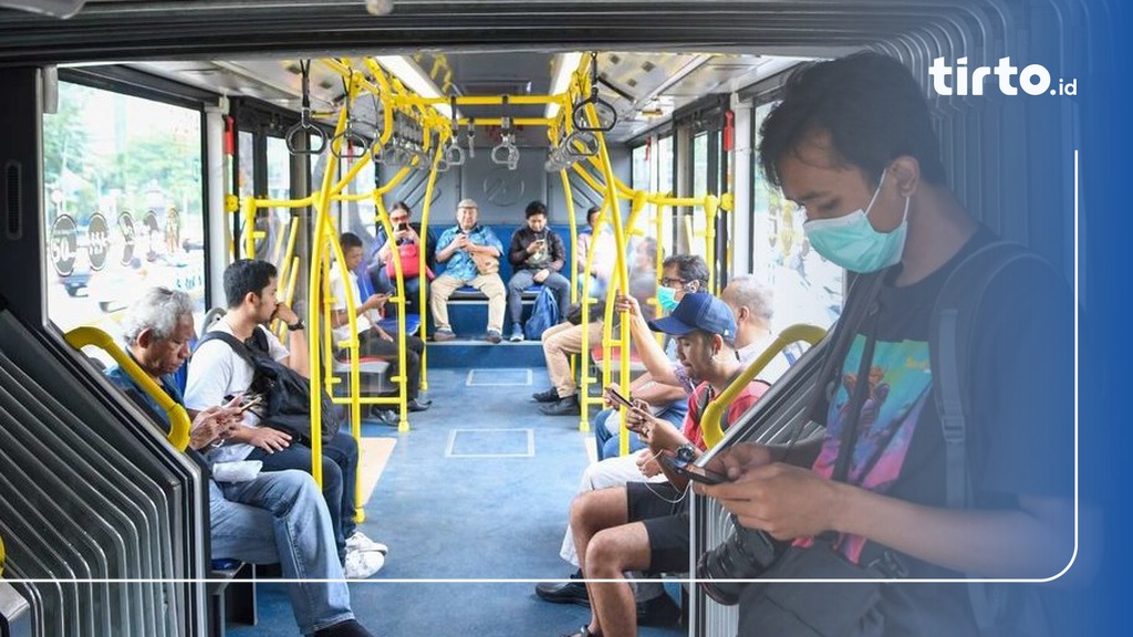 Jakarta Darurat Corona Transjakarta Kurangi Jam Operasional Bus