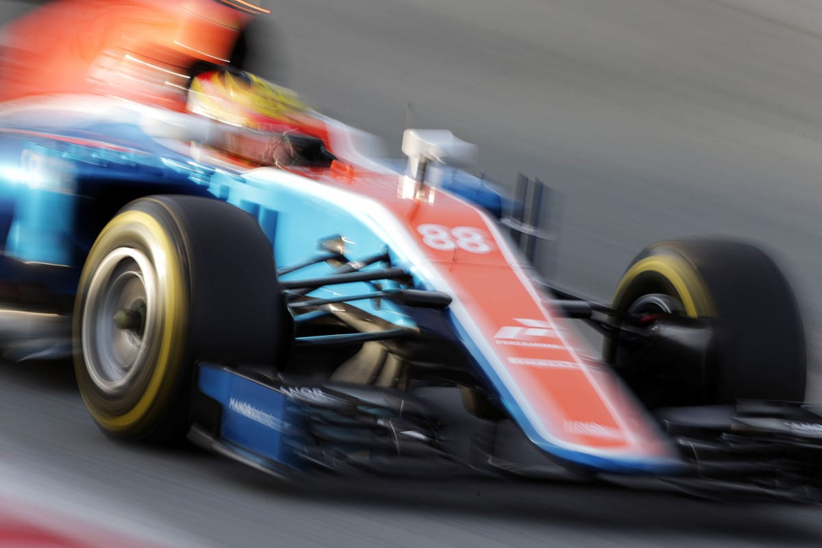 Foto Mobil Formula 1 Terbaru Tahun Ini Kawan Modifikasi