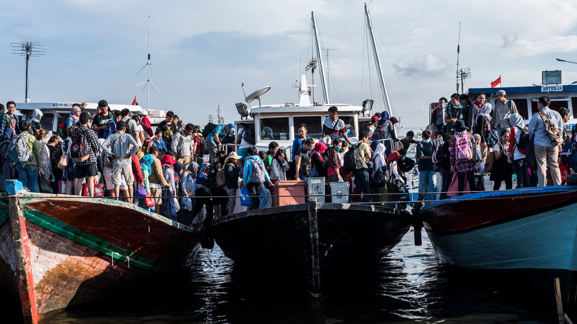 Kapal Dishub Meledak Cermin Buruknya Transportasi Kepulauan Seribu Tirto ID
