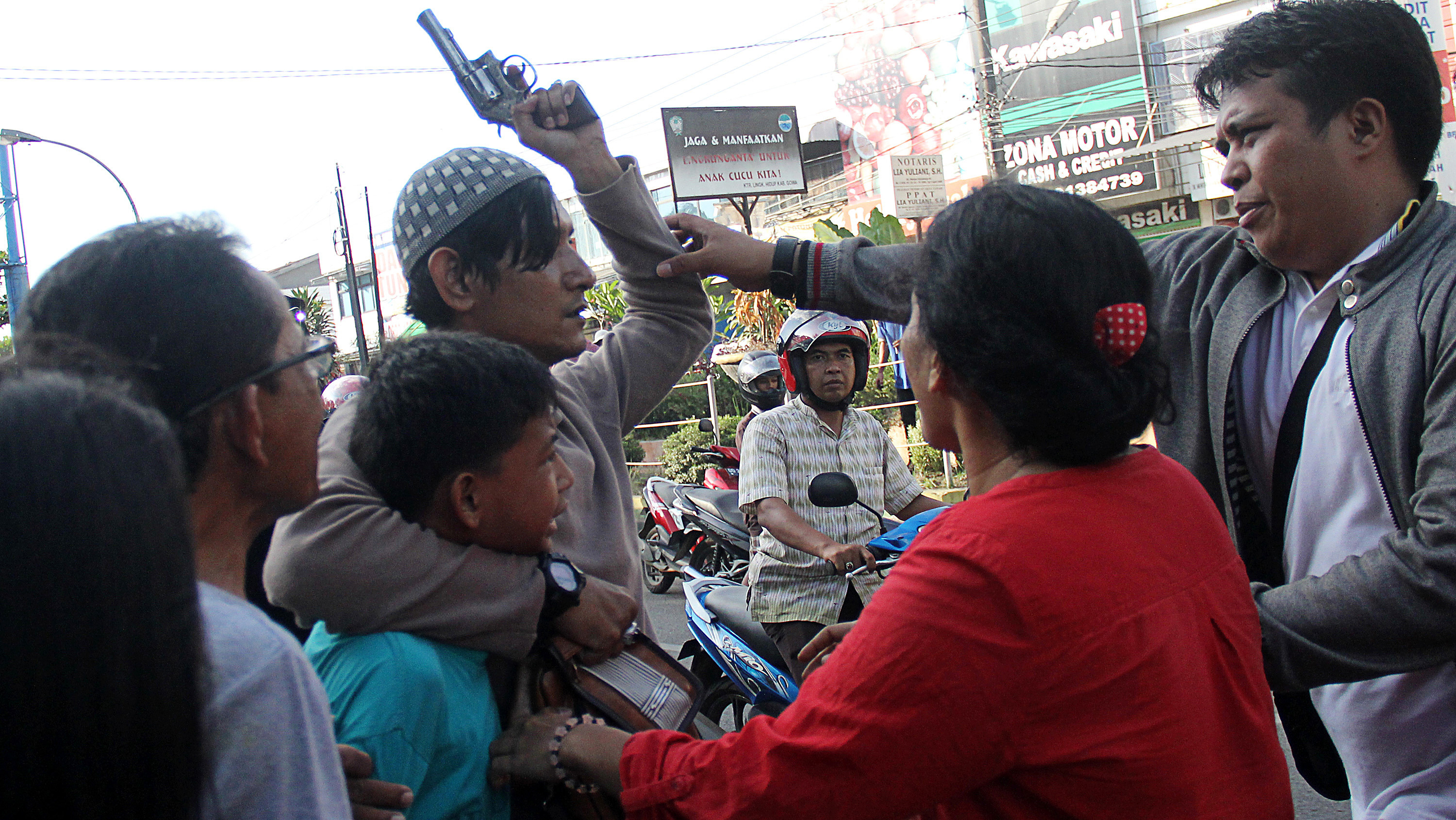 TIRTO antarafoto aksi demo mahasiswa ricuh abhe 1 ratio 16x9 JPG