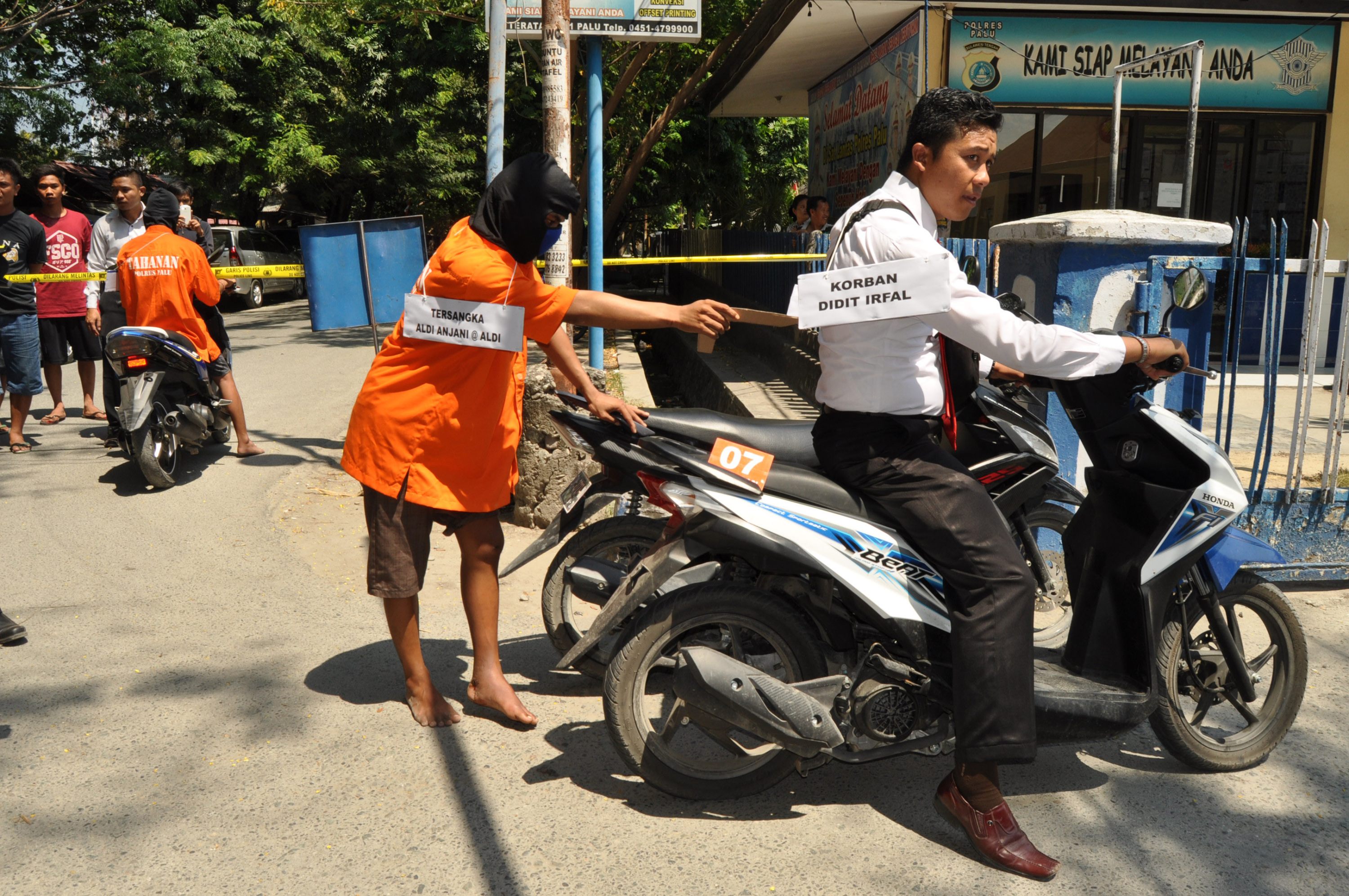 REKONSTRUKSI PEMBUNUHAN BEGAL MOTOR