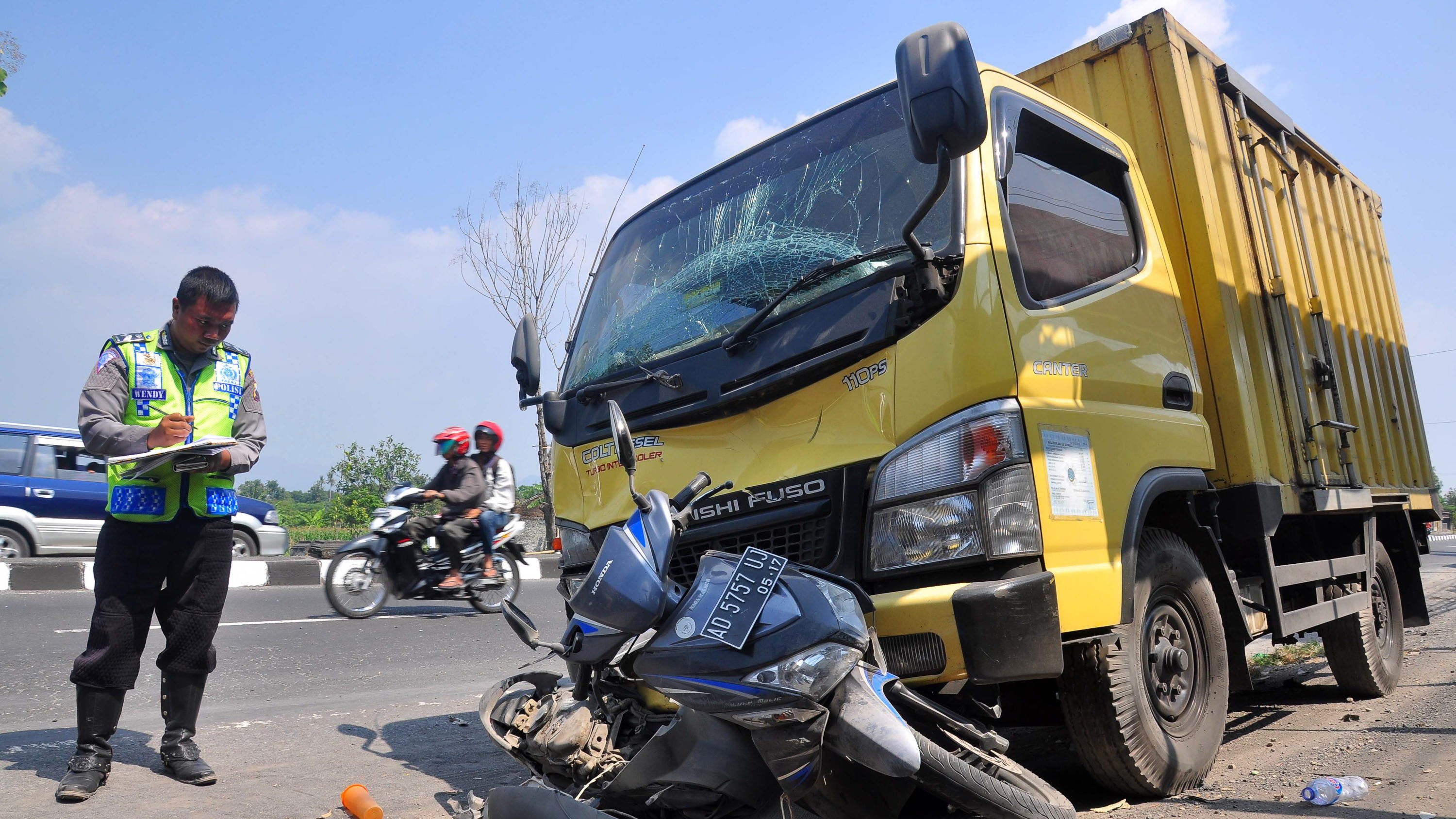 Meraup Untung dari Asuransi SIM