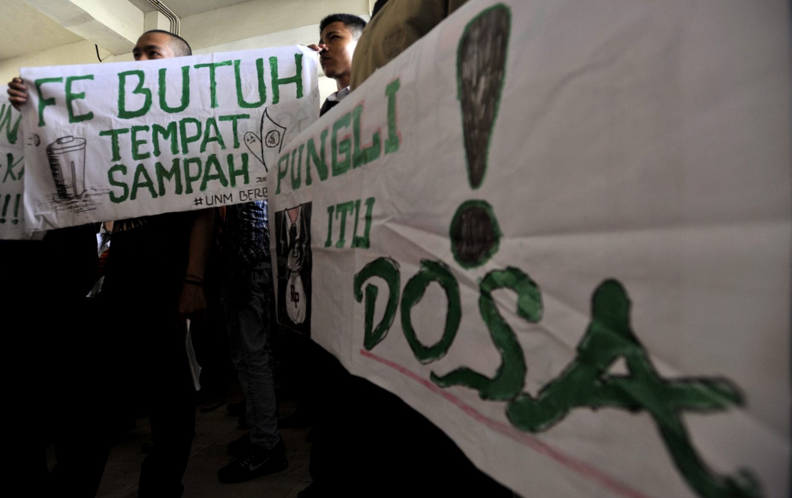 UNJUK RASA MAHASISWA UNM