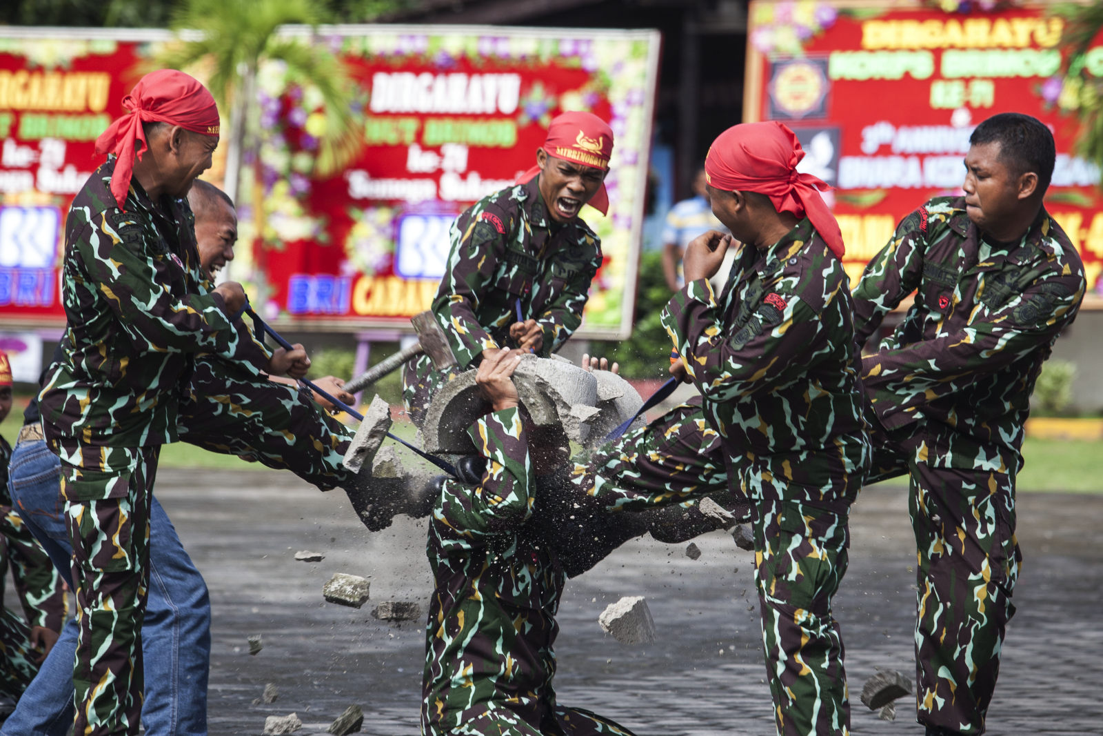 Brimob Pasukan Siap Tempur Pertama Indonesia Tirto ID