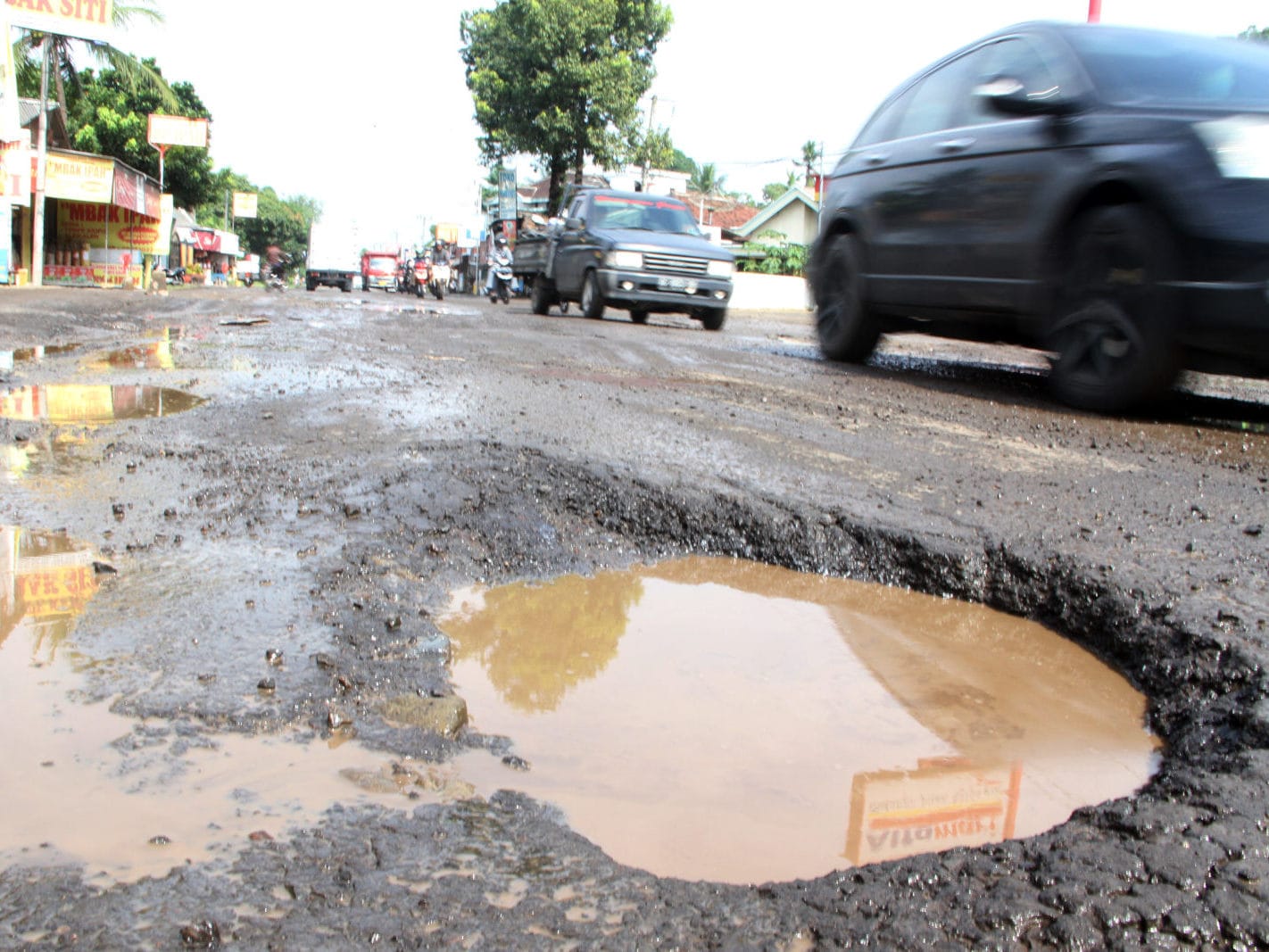 KERUSAKAN JALAN NASIONAL