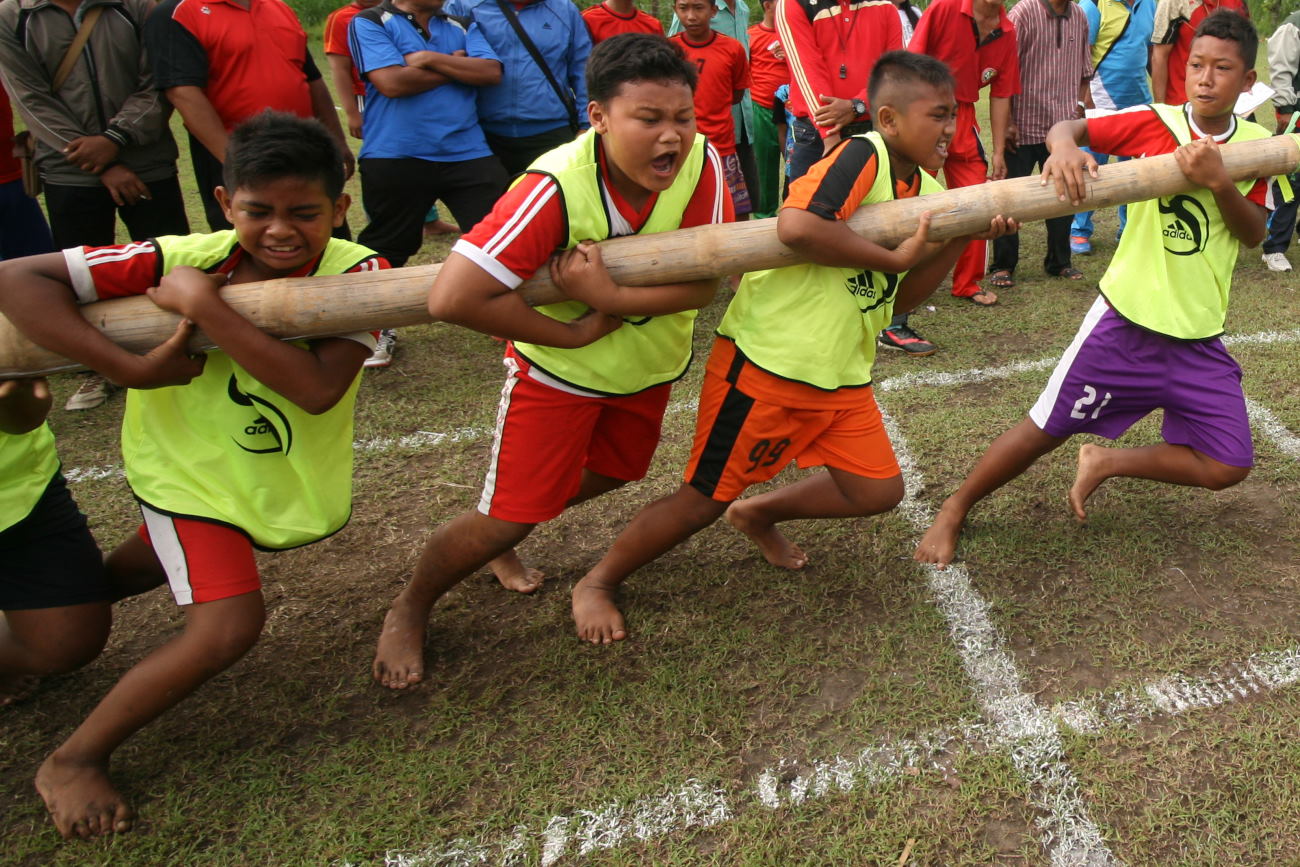 KOMPETISI OLAHRAGA TRADISIONAL