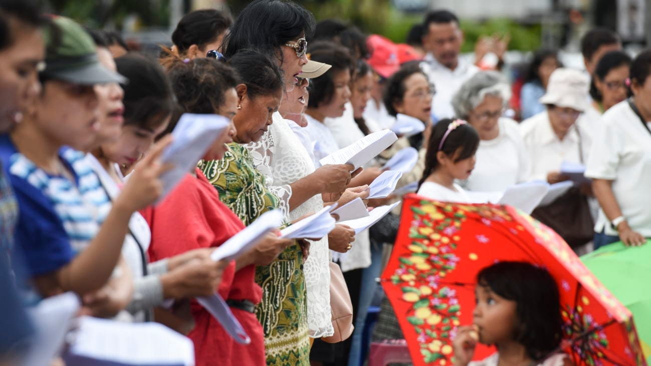 IBADAH NATAL SEBERANG ISTANA