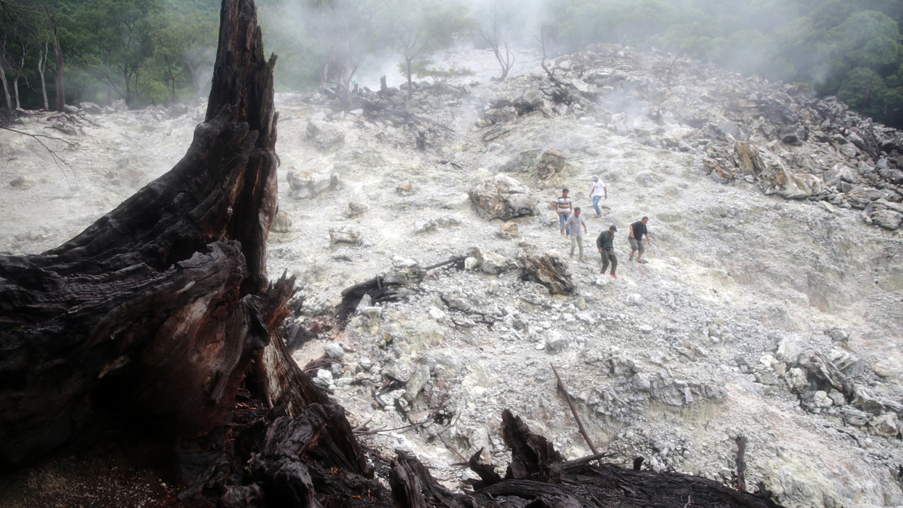Hasil gambar untuk wisata ke gunung merapi sabnag