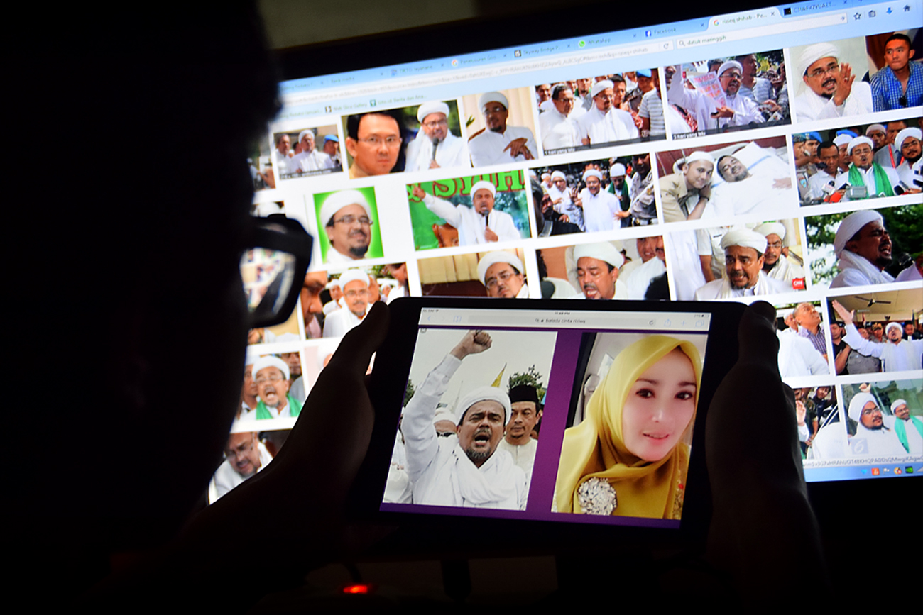 Melacak Pembuat BaladaCintaRizieq.com - Tirto.ID