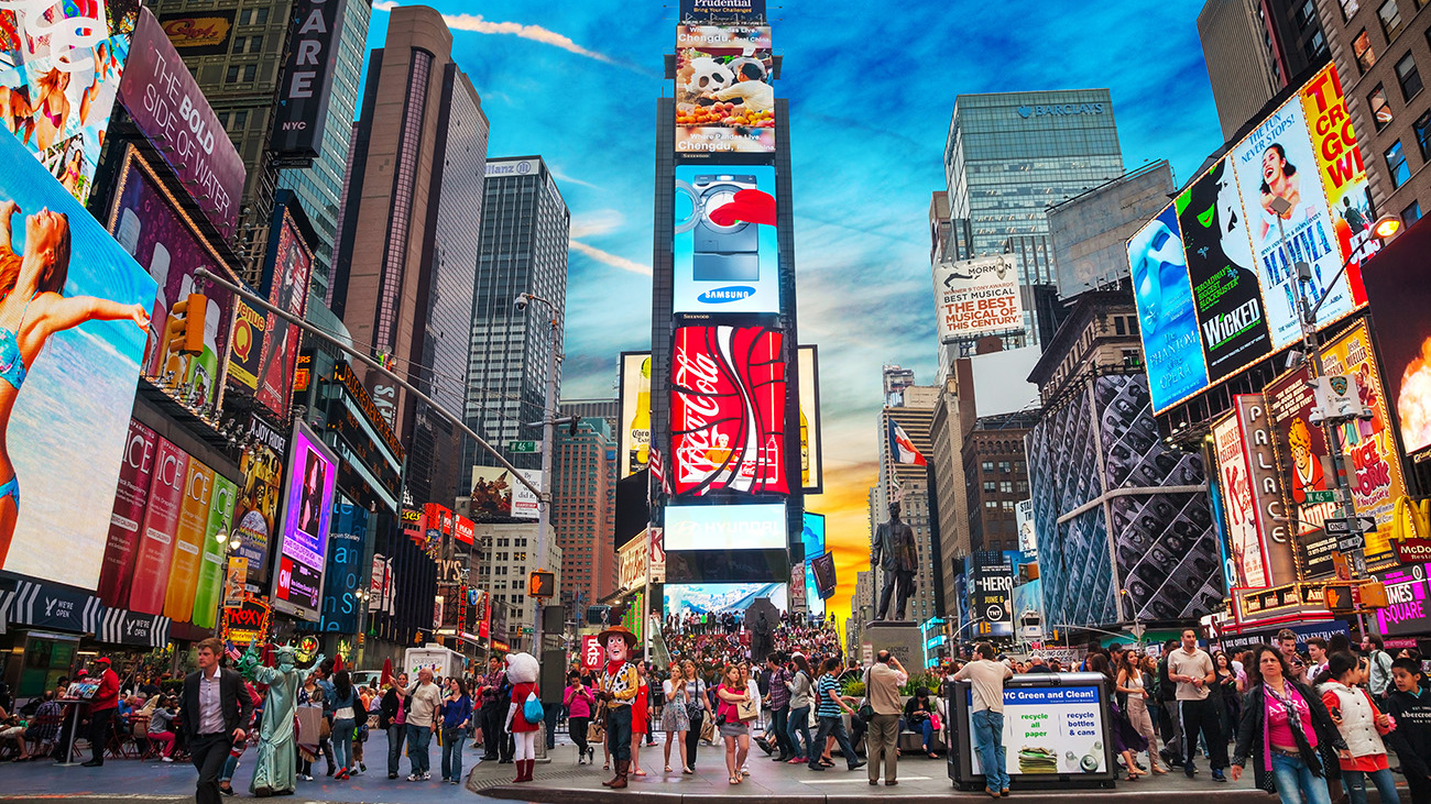 Insiden Mobil Tabrak Pejalan Kaki di Times Square Satu Tewas
