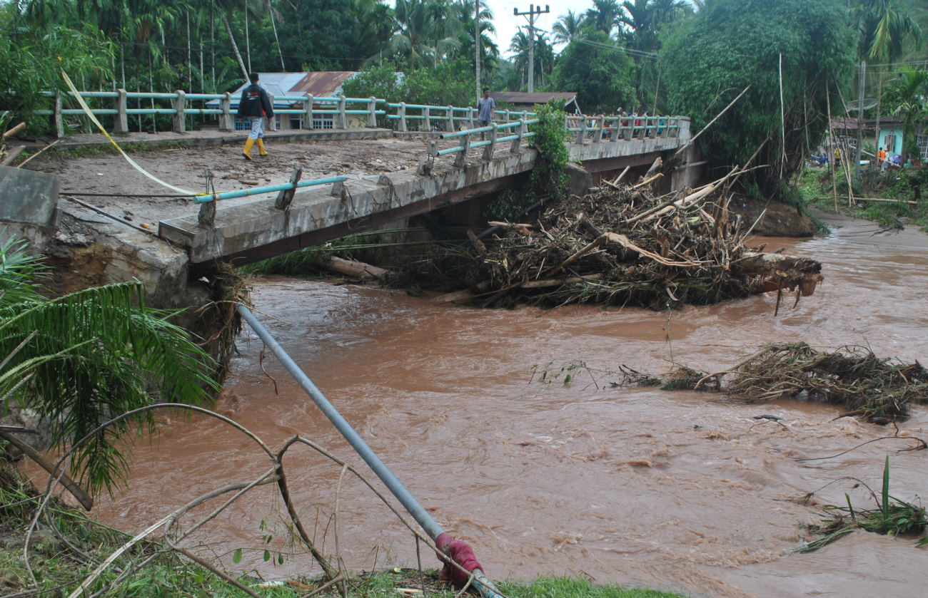 Banjir Bandang Magelang  Foto Bugil Bokep 2017