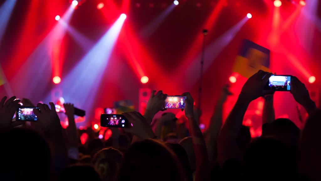 HP DI KONSER