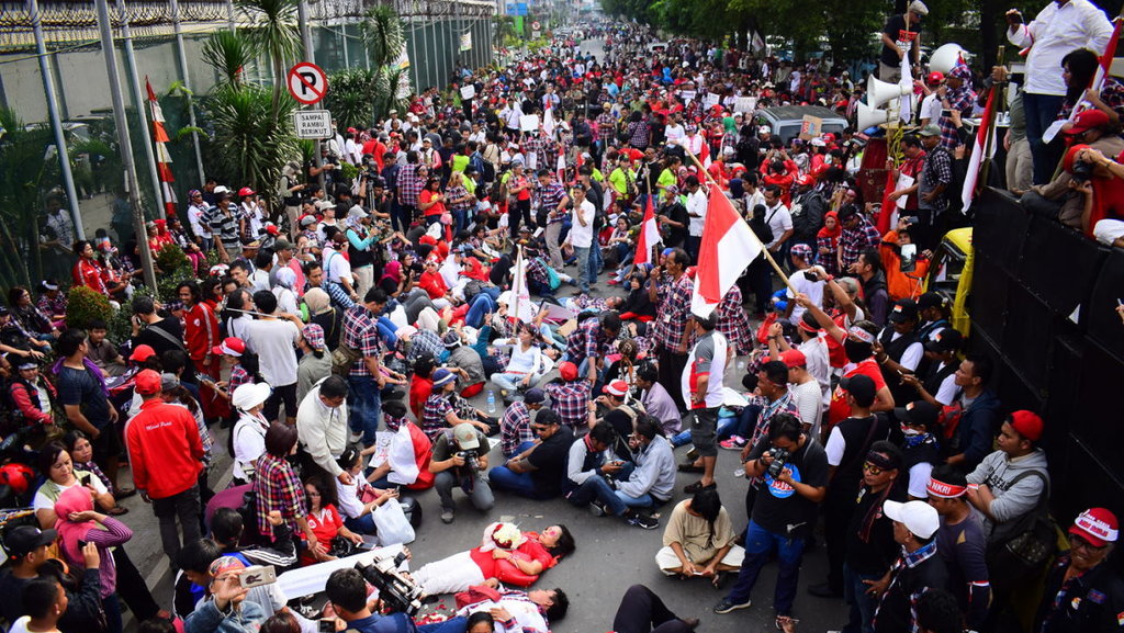 PENDUKUNG AHOK DI LP CIPINANG
