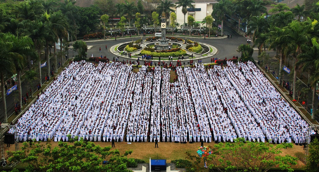 FOTO HL Pendidikan Tinggi