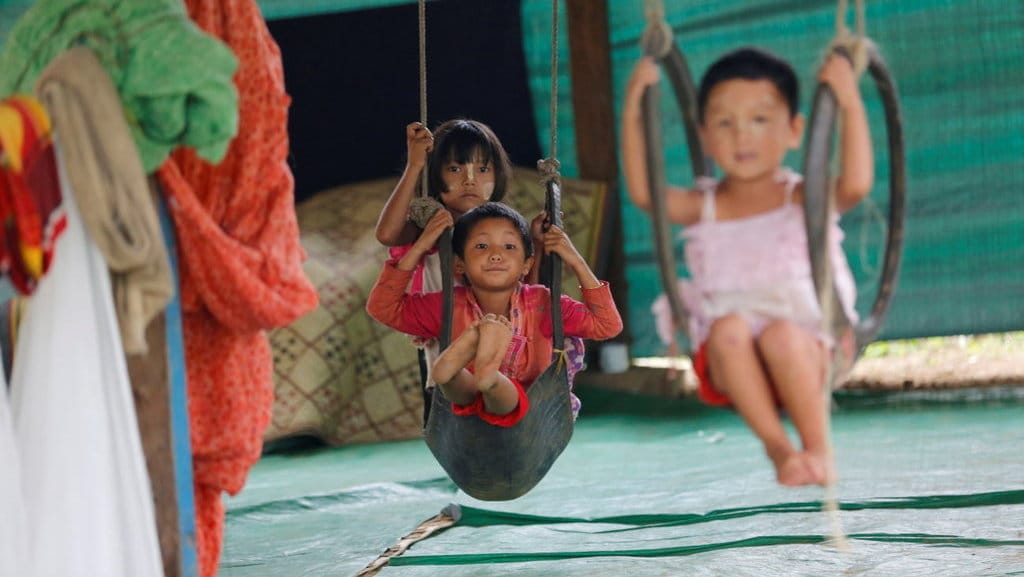 MYANMAR pengungsi akibat konflik 
