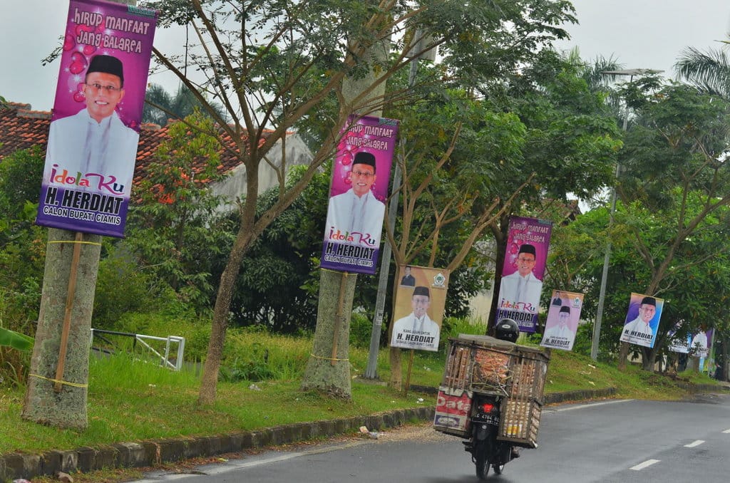 ALAT PERAGA KAMPANYE MARAK