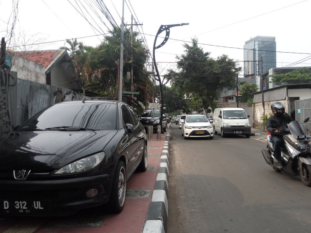 Parkir di Jalan Kebon Sirih