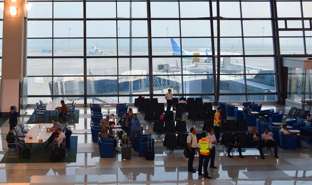 Perbaikan Atap Jebol di Bandara Soetta Ditargetkan Beres 2 Hari