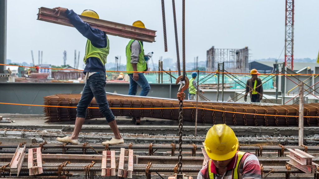 PEMBANGUNAN TERMINAL BARU BANDARA AHMAD YANI