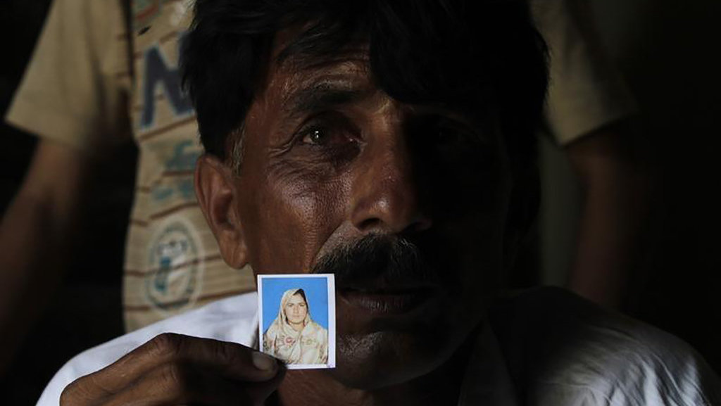 Tak Ada Yang Terhormat Dalam Praktik Membunuh Atas Nama Kehormatan