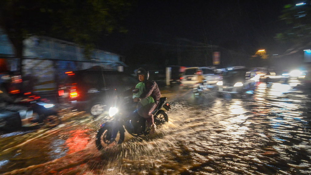Image Result For Banjir Cicaheum Bandung Image Result For Banjir Cicaheum Bandung