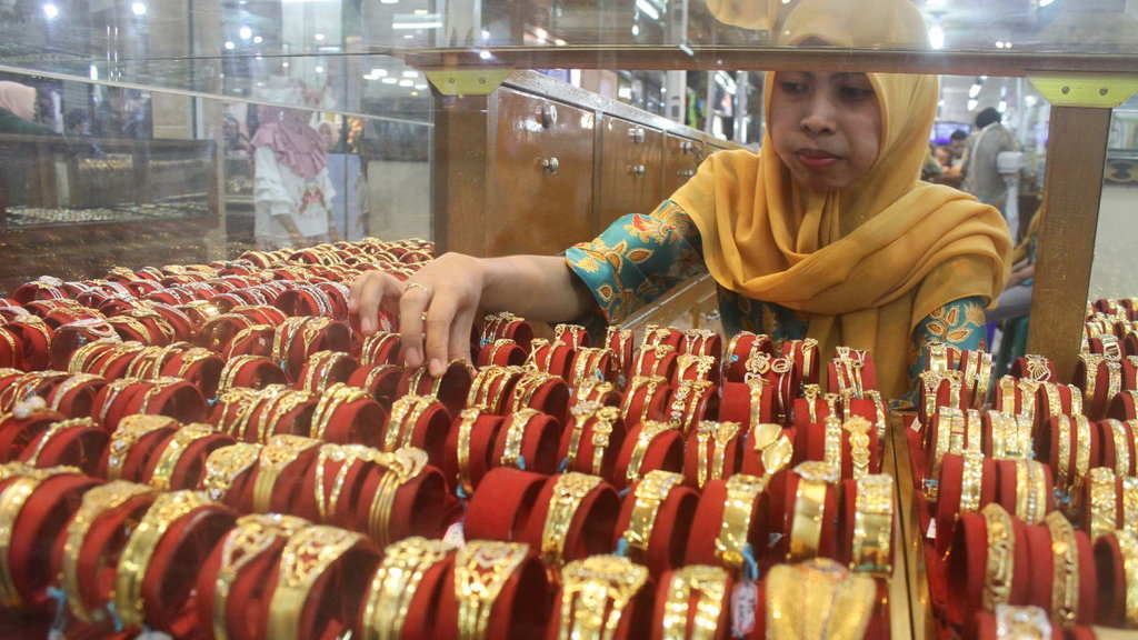 Harga Cincin Dan Kalung Emas Di Semar Nusantara Hari Ini 3 April Tirto Id