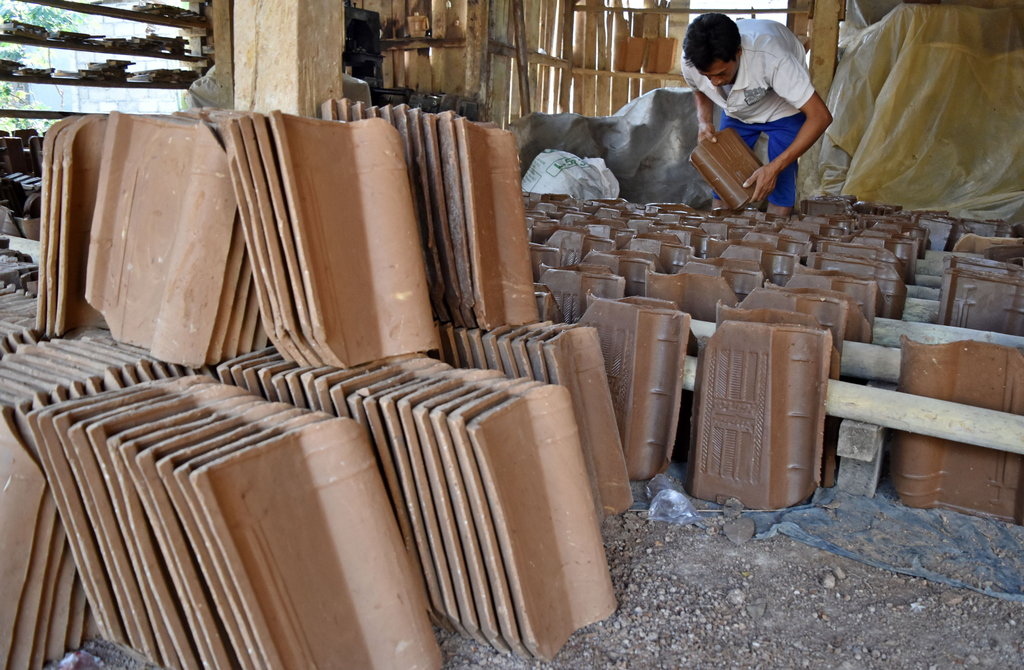 Gentengisasi Dimulai Bulan Depan dengan 600 Truk ke Majalengka