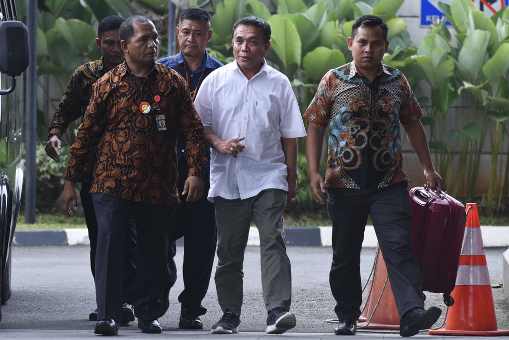 Bisakah Gubernur Aceh Dijerat Qanun Syariah Bila Terbukti Korupsi?