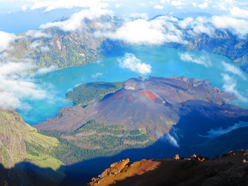 Gunung Rinjani. FOTO/iStock Gunung Rinjani