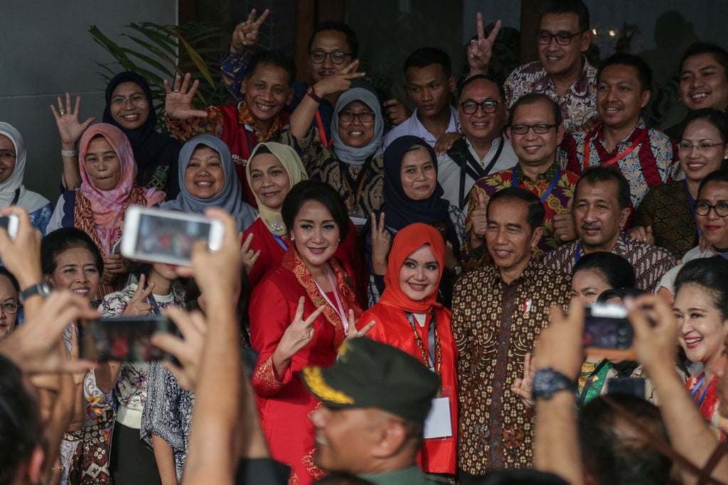 PRESIDEN BUKA SIDANG UMUM ICW 