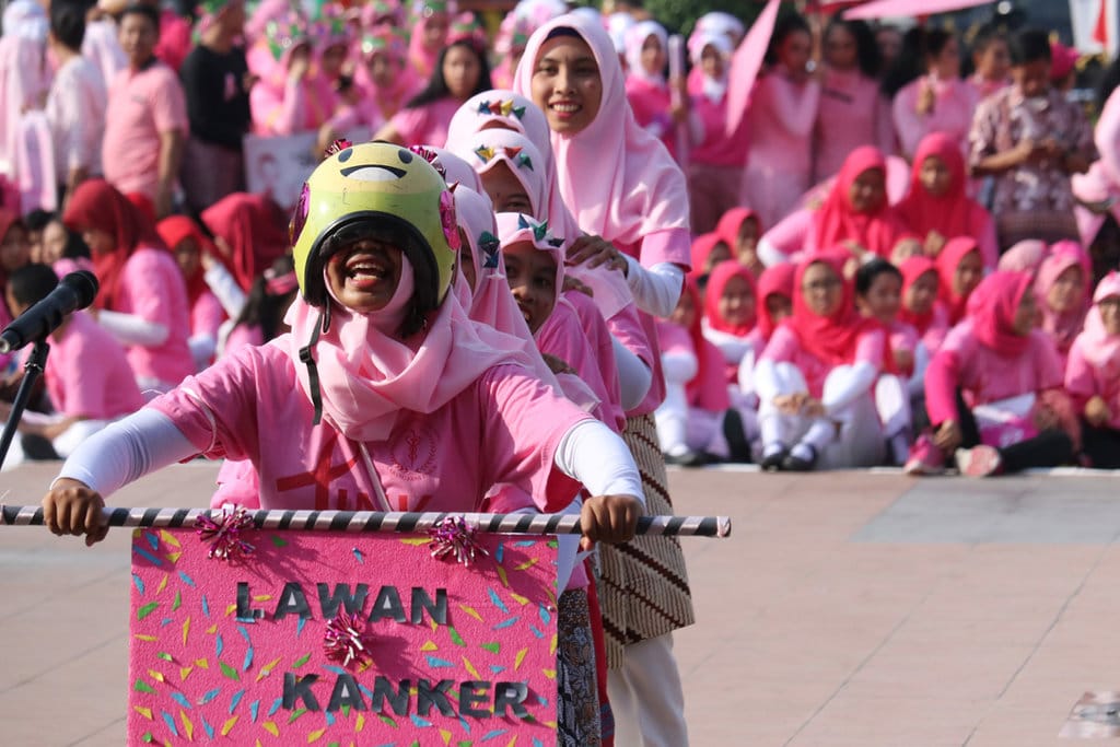 GERAKAN MELAWAN KANKER PAYUDARA