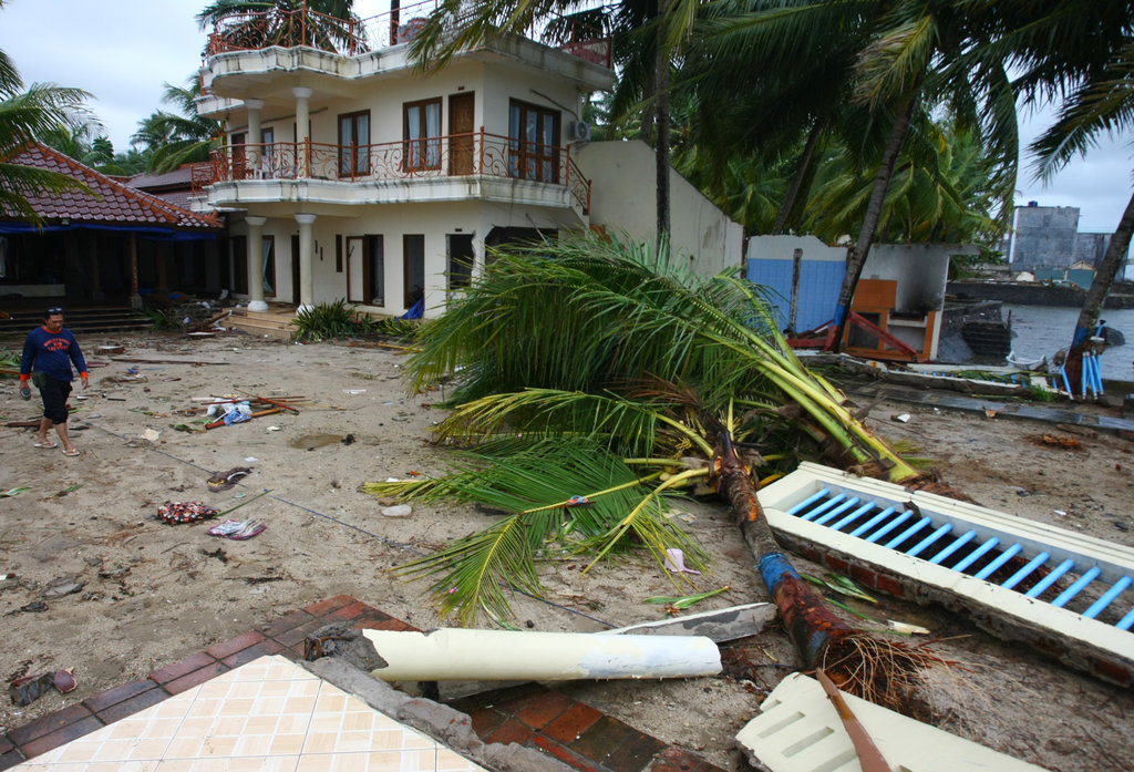 Nasib Wisata Pantai di Banten dan Lampung Setelah Tsunami