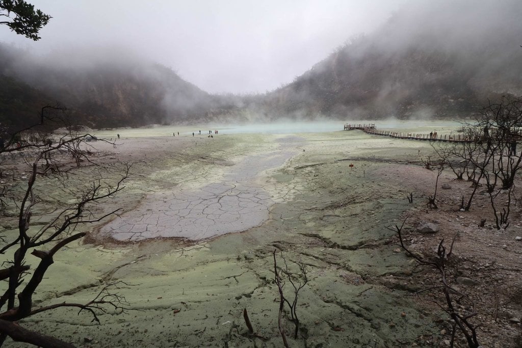 WISATA KAWAH PUTIH