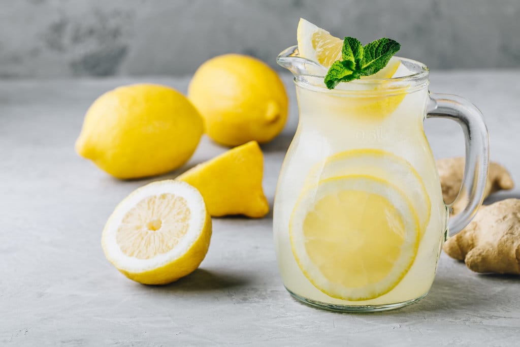 Ilustrasi Air lemon
