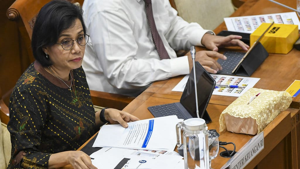 RAPAT MENTERI KEUANGAN DENGAN DPR
