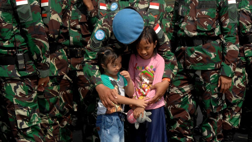 PENGIRIMAN PASUKAN PERDAMAIAN PBB KE LEBANON