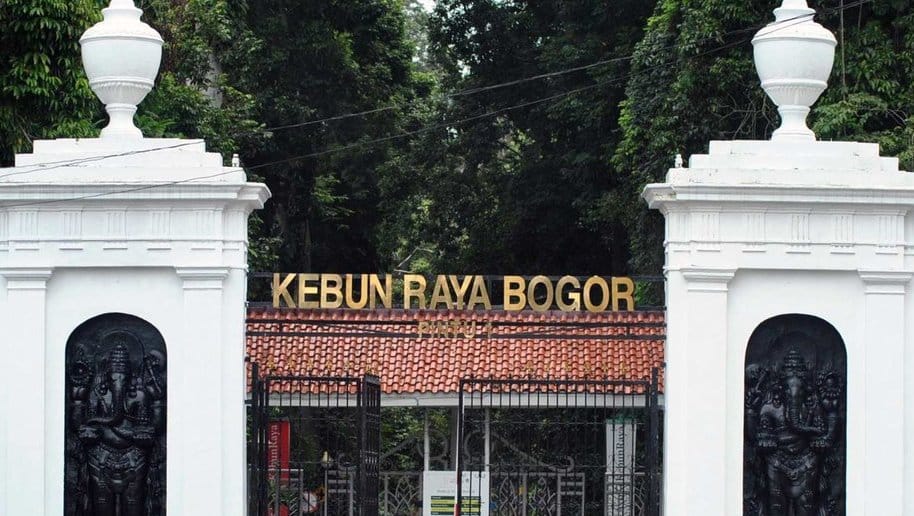 KEBUN RAYA BOGOR DITUTUP UNTUK UMUM