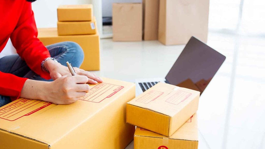 Ilustrasi Dropship. foto/istockphoto Ilustrasi Dropship