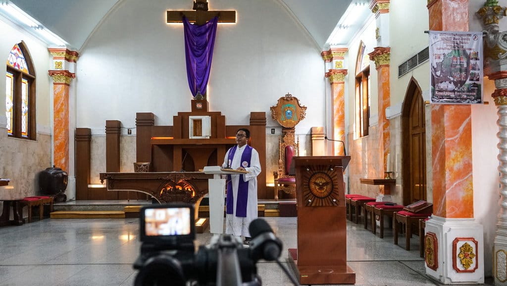 Ucapan Jumat Agung 2021 Peringatan Wafatnya Isa Al Masih 2 April Tirto Id Ucapan Jumat Agung 2021 Peringatan Wafatnya Isa Al Masih 2 April Tirto Id