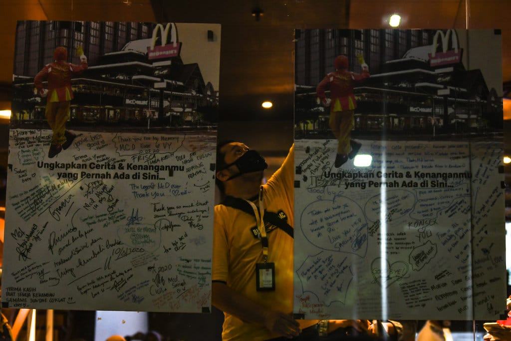 Lebay Perpisahan Mcd Sarinah Dan Lemahnya Penerapan Psbb Jakarta Tirto Id